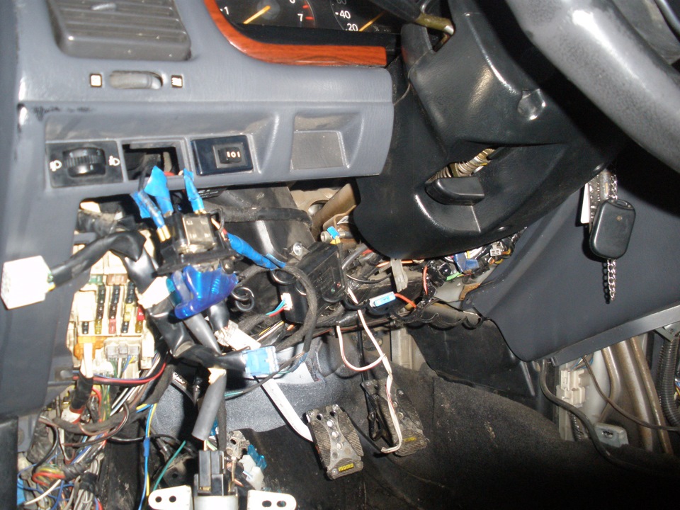 Демонтаж и устройство торпеды с Airbag — Toyota Carina E, 2 л, 1992 ...