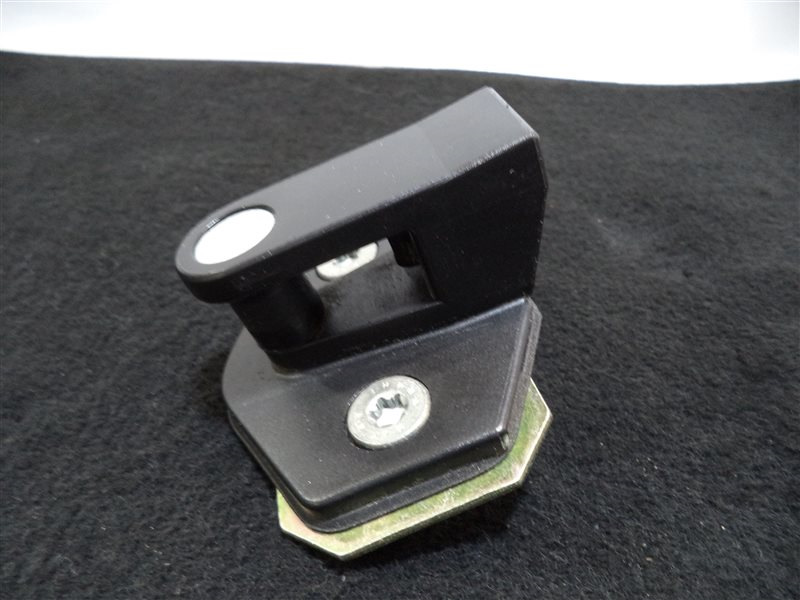 Личинка Двери Бмв Е39 Купить