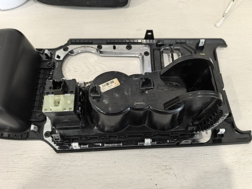 Уже на своем месте — Ford Fusion (America) (2G)