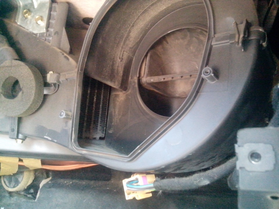 Моем испаритель кондиционера и радиаторы Karcher-ом — Volkswagen Passat ...