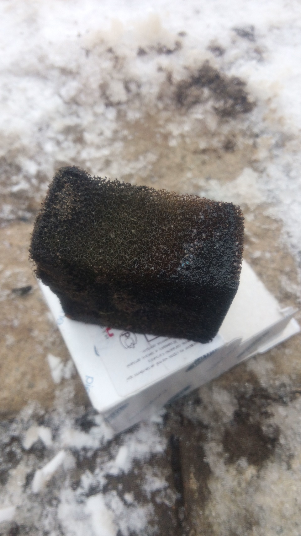 Замена фильтра сапуна. — Ford Focus II Sedan, 1,6 л, 2007 года ...