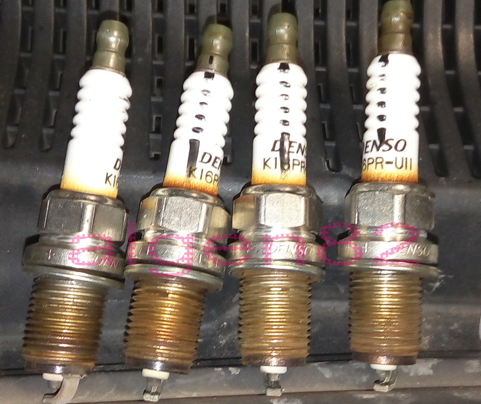 смена термостата, прокладки его, свечей, левой косточки, втулок стаба ...