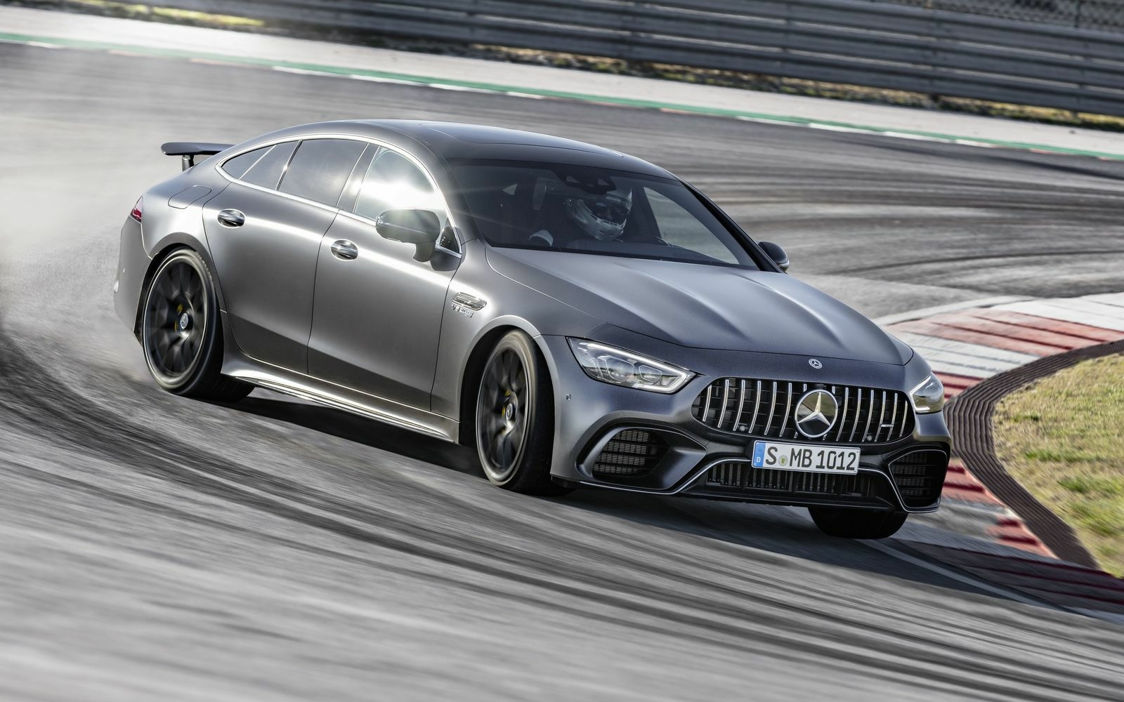 Mercedes Benz AMG gt 2019