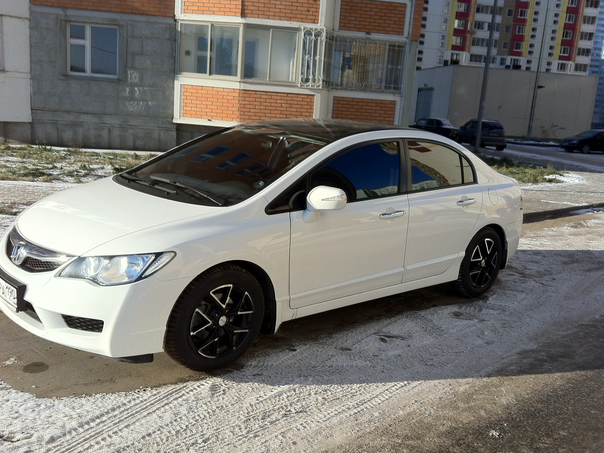 Honda Civic 8 белая