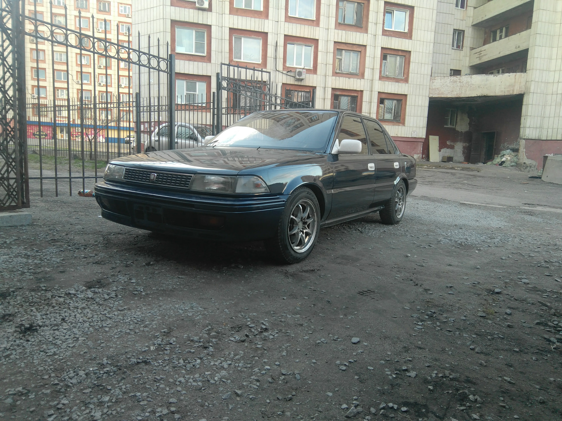 Покраска авто. Темно синий металик. — Toyota Corolla (90), 1,6 л, 1990 года  | стайлинг | DRIVE2