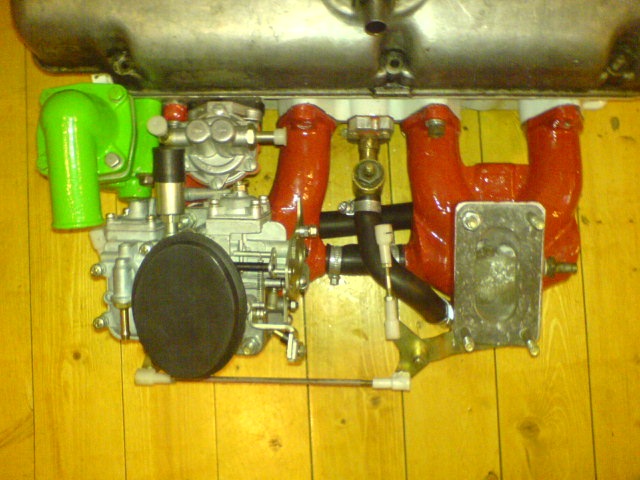 Два карбюратора. Два карбюратора. Карбюратор солекс 2106. 4 карбюратора на ваз 2108. Двойной карбюратор на ваз 2107.