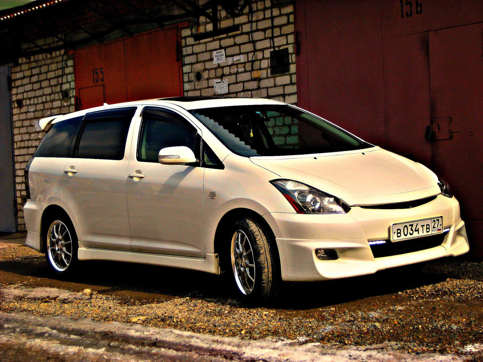 Тойота виш 2024. Toyota Wish. Toyota Wish 1.8 g. Тойота Виш 1. Тойота Виш 1.8.