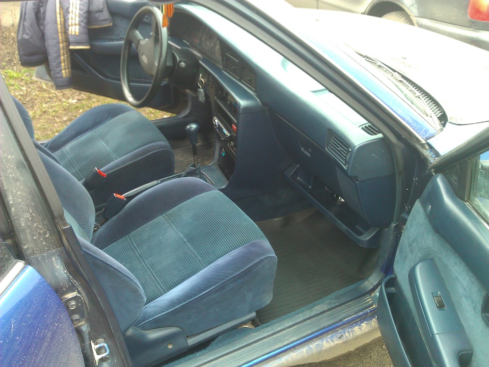 toyota carina 1991 салон