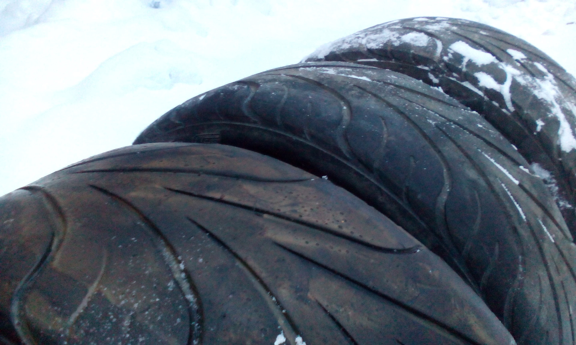 24x11x10 tires. Шоссейные шины для автомобиля. Колесо шина. X1 резина. Tioga fastr x 20 1,75.