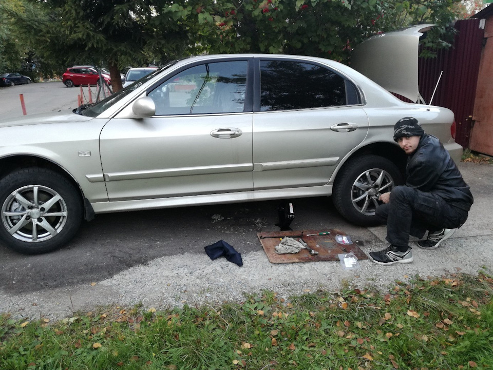 Пружины колодок — Hyundai Sonata IV (EF), 2 л, 2007 года | запчасти ...