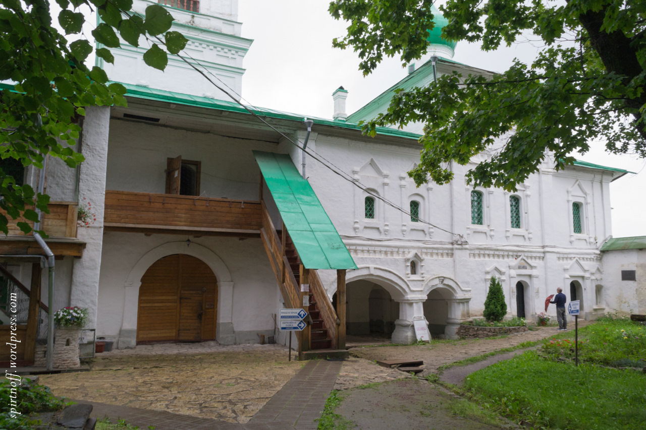 Псковский Спасо Мирожский монастырь