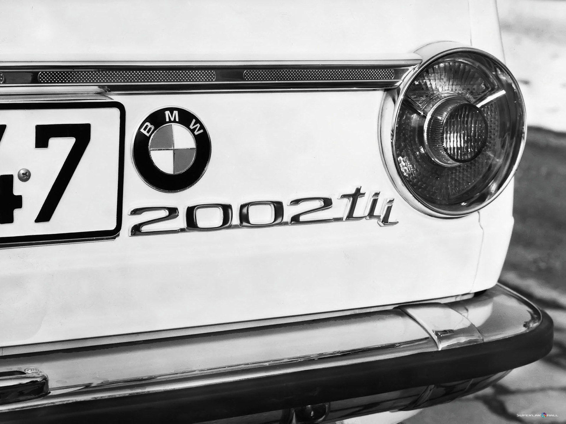 Е 10 4. Логотип БМВ 1968. BMW 2002 logo. Fact BMW.