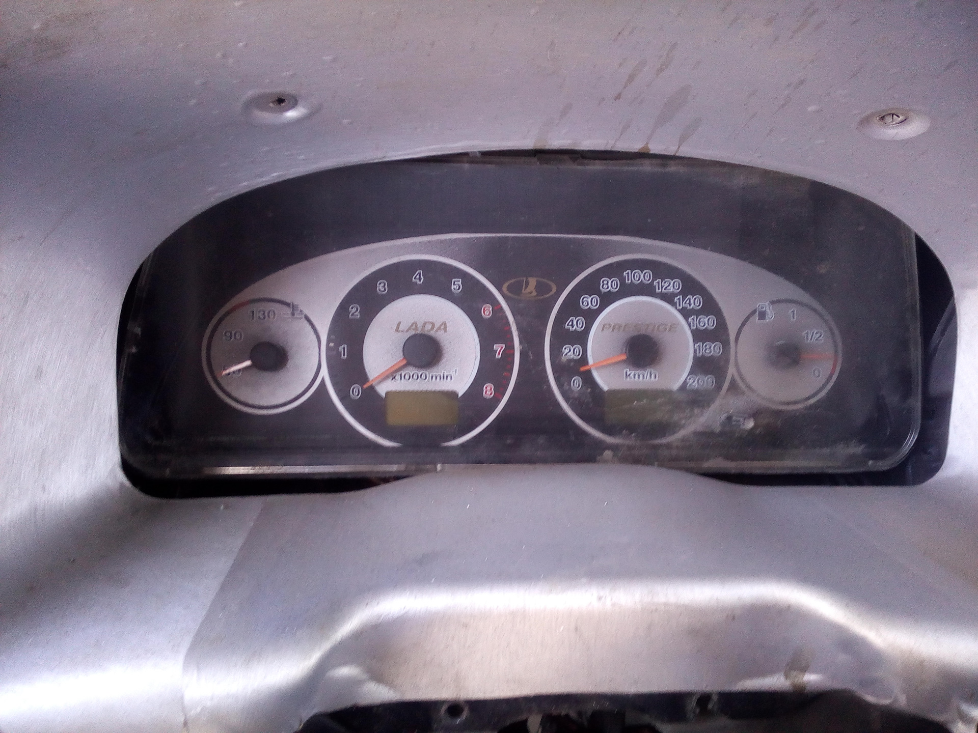 2 дизель. Приборная панель форд транзит 2002. Форд транзит спидометр. Приборная панель форд транзит 2002. Спидометр ford transit 2013.