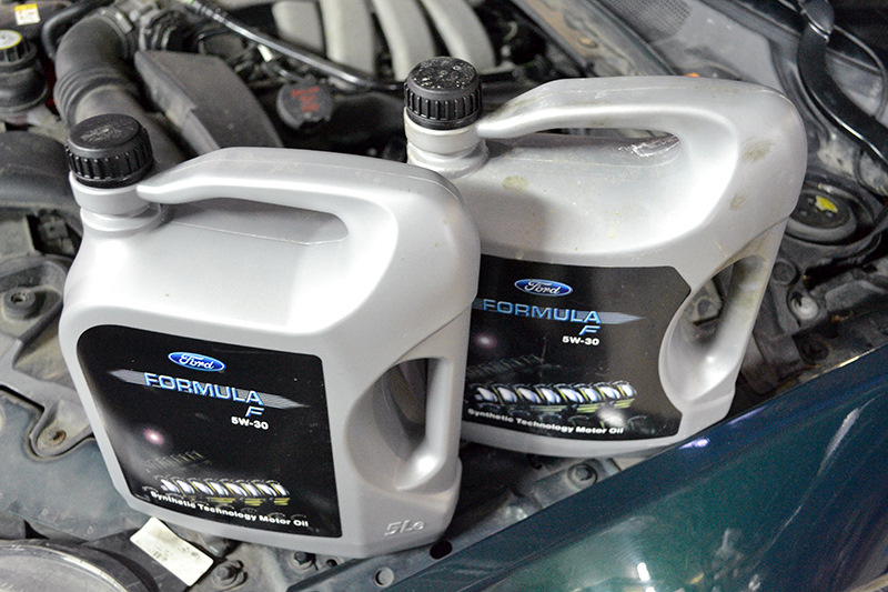 Ix35 масло в двигатель бензин 2.0. Масло АКПП Ягуар XF 3.0 бензин. Моторное масло для Jaguar XF 2.0 TSI. Масло АКПП Ягуар XF 3.0 очки. Ягуар с тайп 2000 масло АКПП.