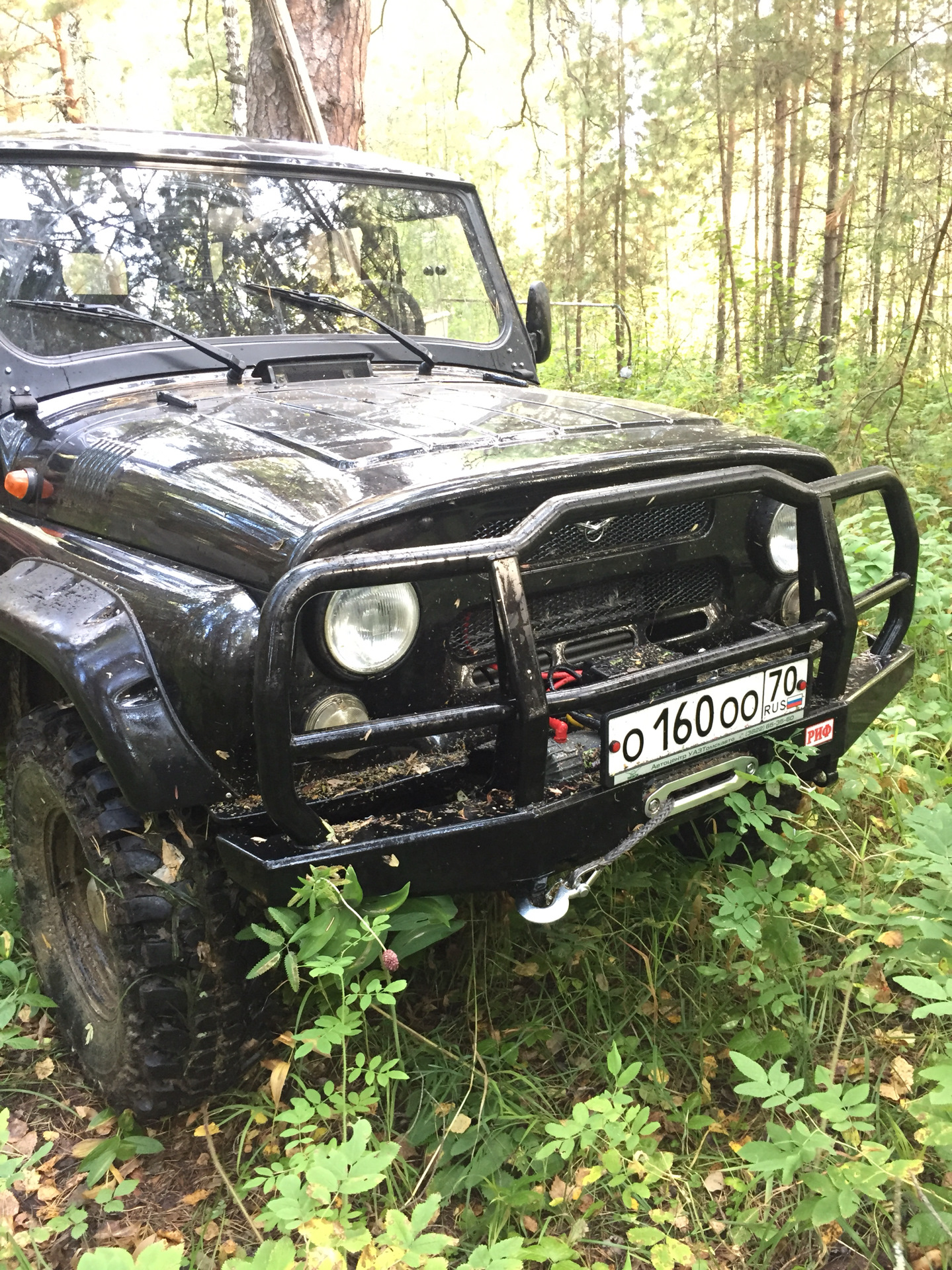 Установить хантер. Туманки на уаз хантер. Лебёдка на уаз хантер. Светодиодная балка на уаз 469. Установить хантер.