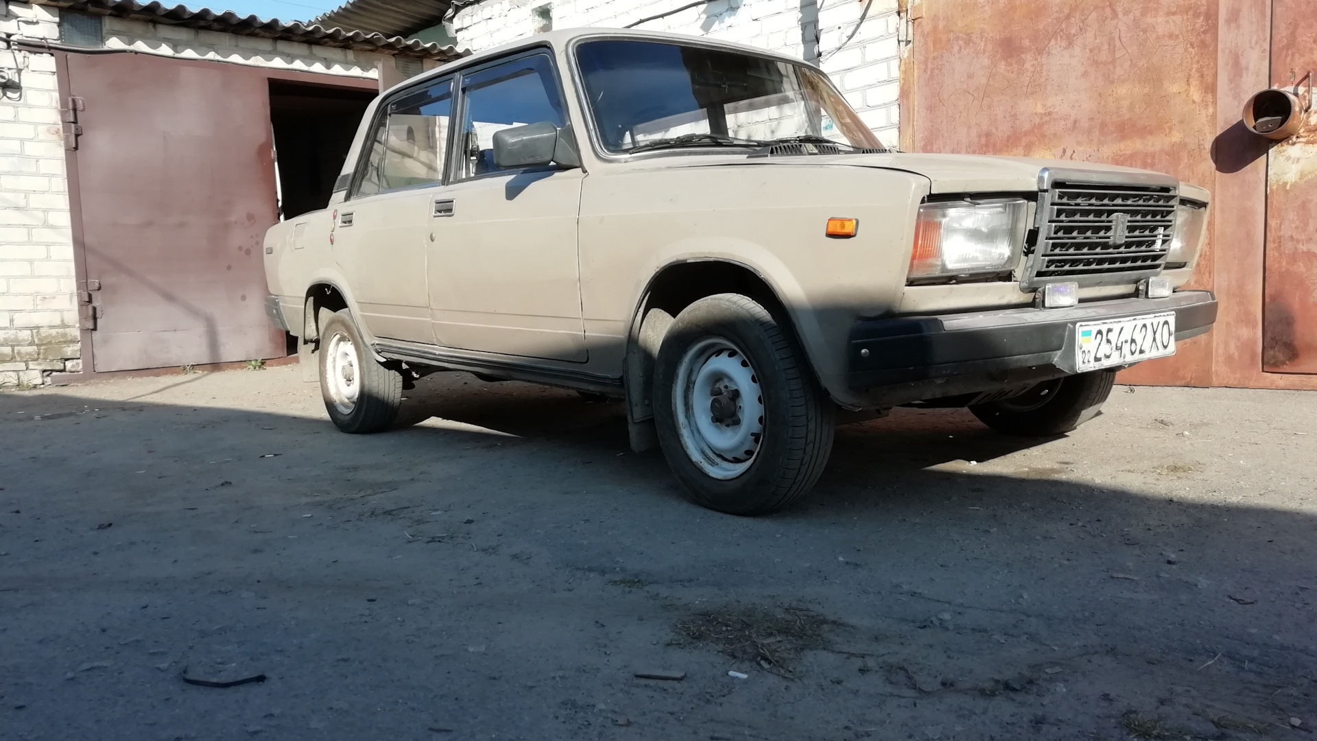 Lada 2107 1.7 бензиновый 1988 | Lada RIVA England на DRIVE2