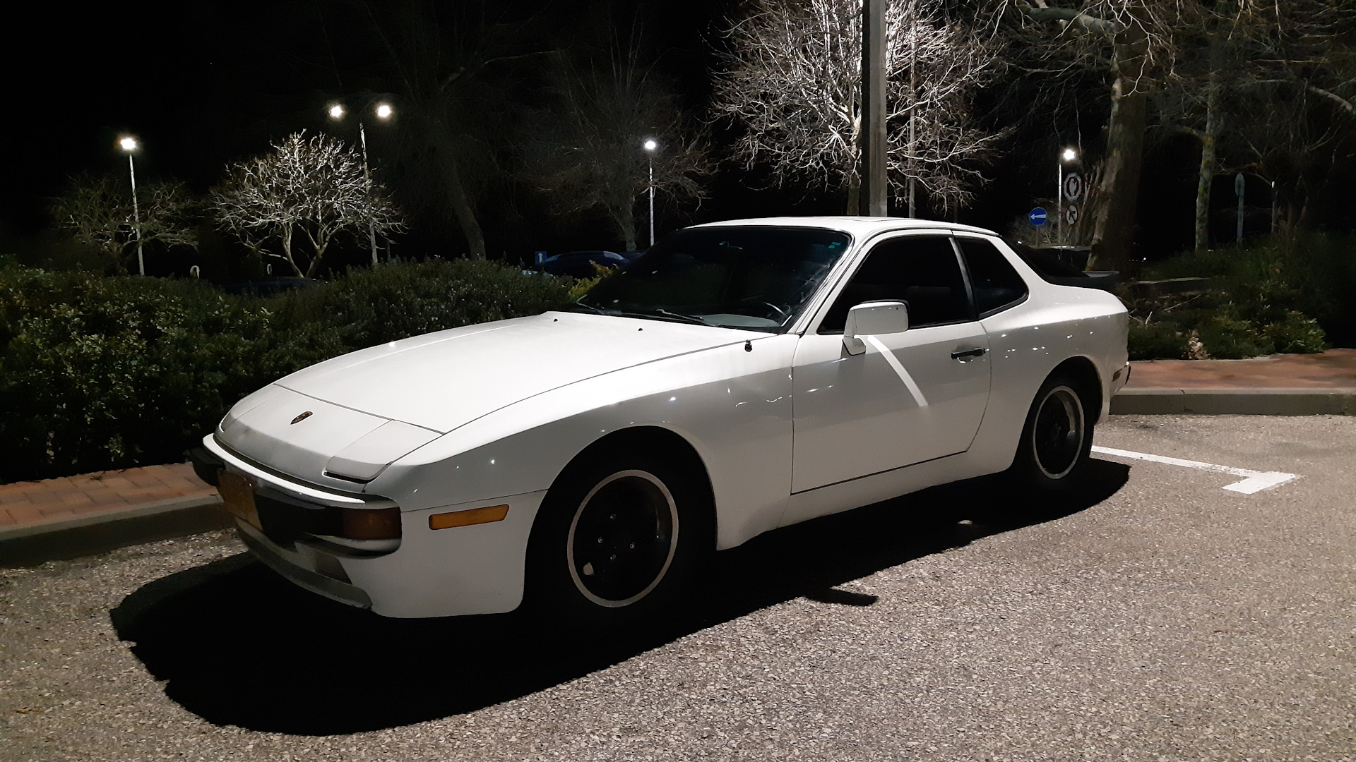 Porsche 944 2.5 бензиновый 1983 | Без Букв на DRIVE2