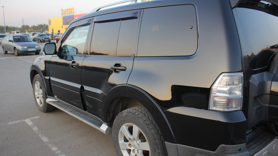датчик подключения переднего моста — Mitsubishi Pajero (4G), 3,8 л ...