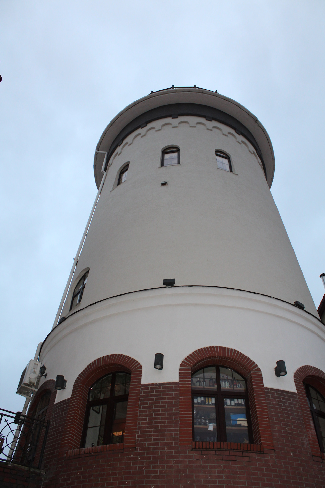 смотровая башня маяк калининград. калининград маяк в рыбной деревне. маяк калининград адрес. магазин маяк калининград. калининград маяк в рыбной.