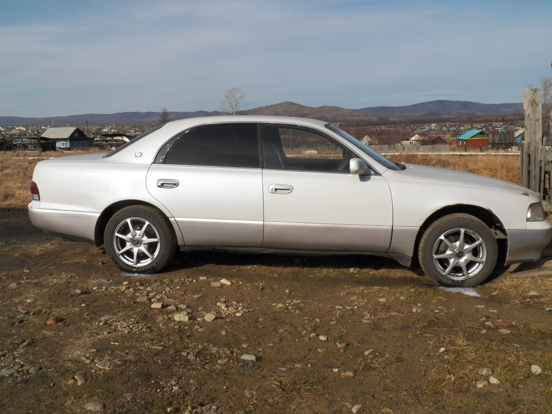 Toyota Crown Majesta s140