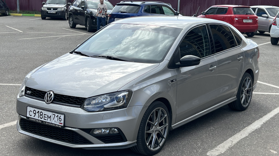 Полосы на VW Polo sedan gt