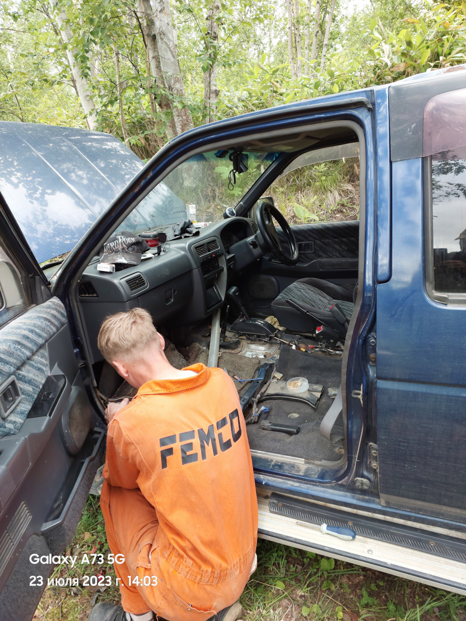 Фото в бортжурнале Nissan Terrano I
