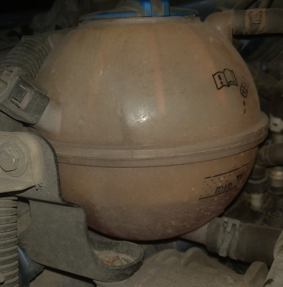 Прогар прокладки ГБЦ. Наверное. — Volkswagen Passat B6, 1,8 л, 2008 ...