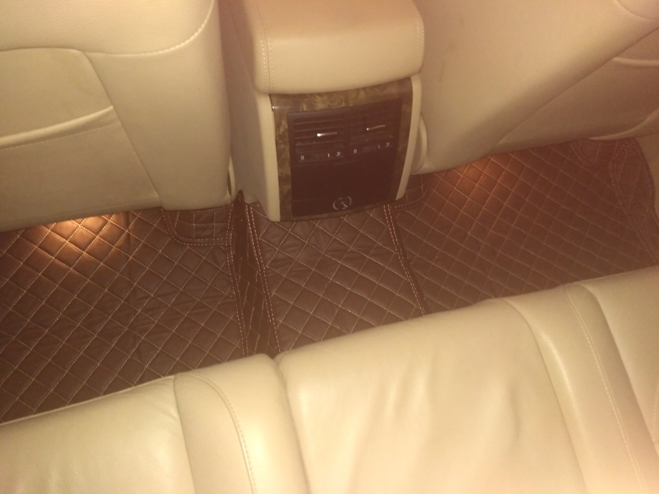 Фото в бортжурнале Volkswagen Touareg (1G)