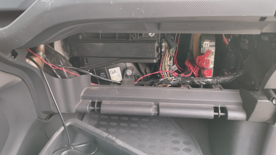 Устраняем запах носков в салоне (очистка климата) — Toyota Auris (1G ...