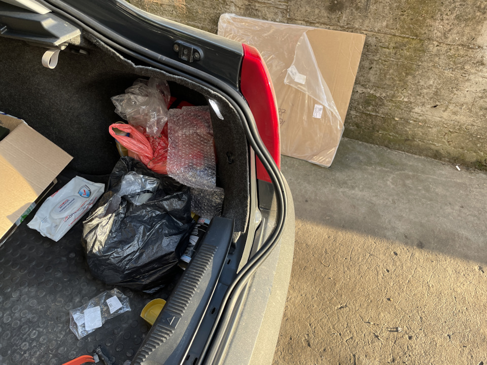 Замена уплотнителя багажника на Octavia A5 FL. — Skoda Octavia A5 Mk2 ...