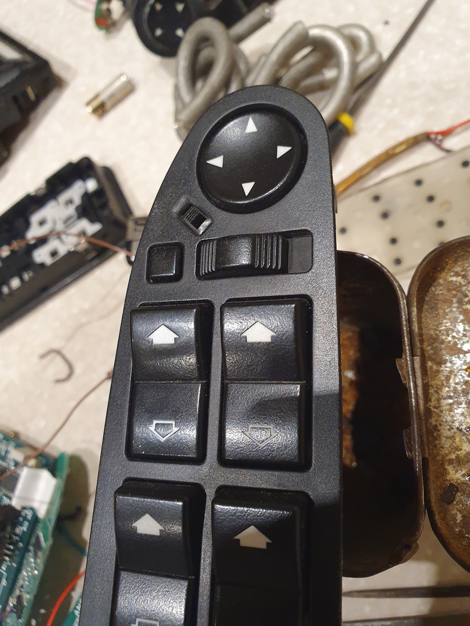 Фото в бортжурнале BMW 5 series (E39)