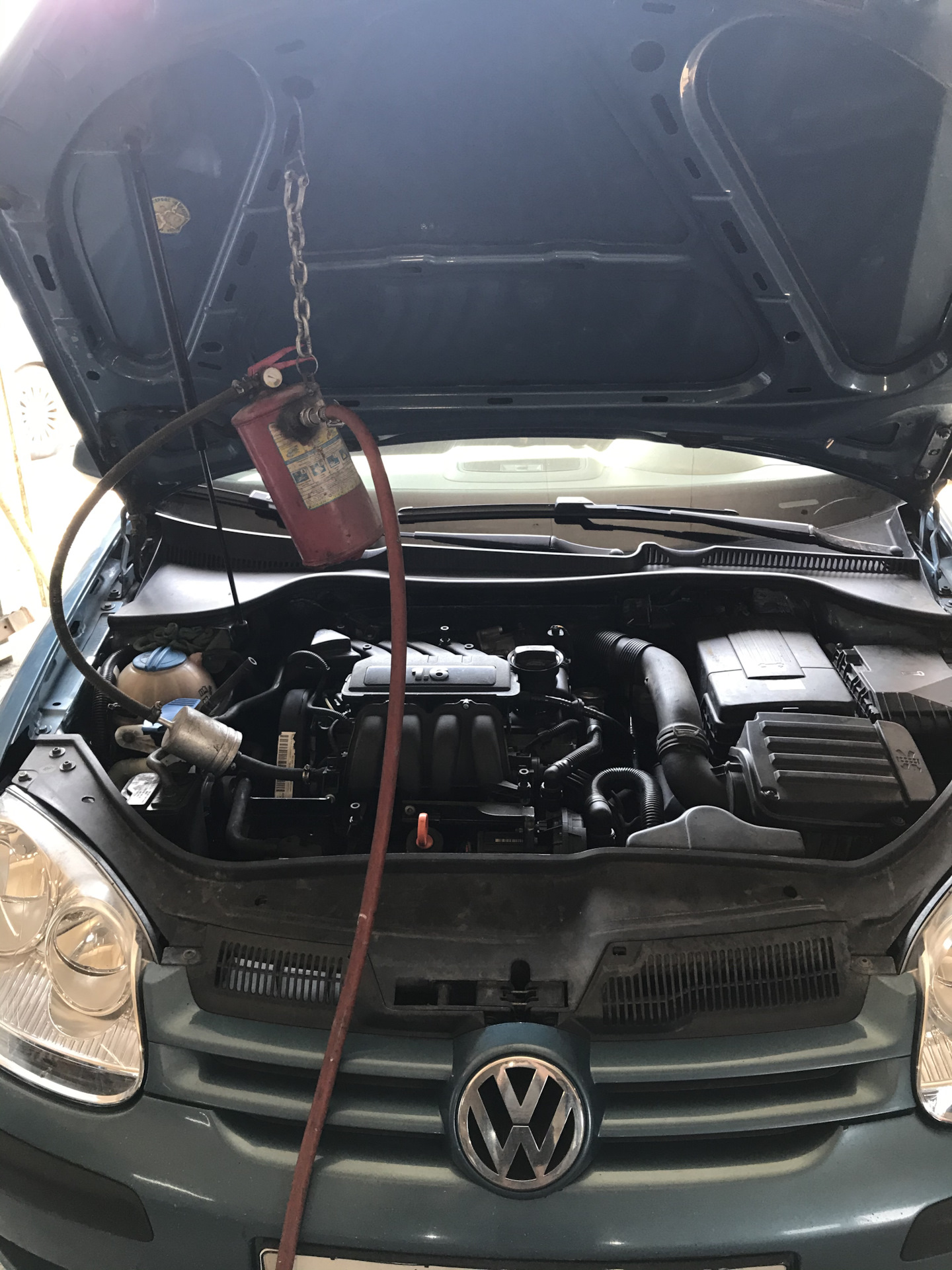 С момента покупки плохой запуск — Volkswagen Golf Mk5, 1,6 л, 2006 года |  поломка | DRIVE2