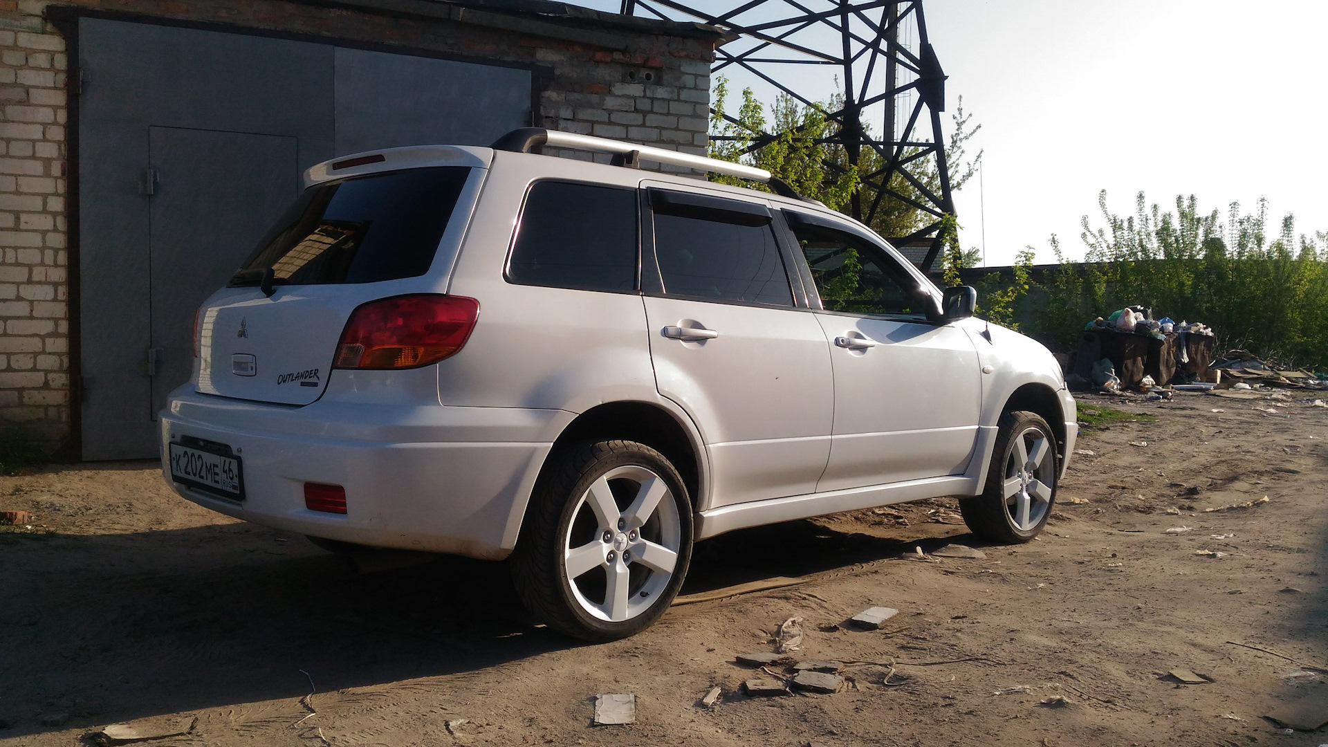 Mitsubishi Outlander (1G) 2.4 бензиновый 2004 | Американский шпион на DRIVE2