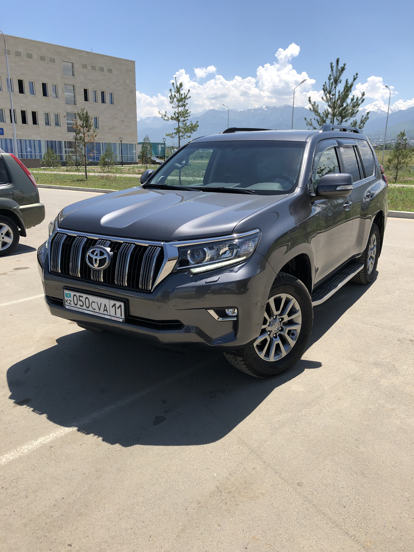 Прадо 150 отзывы. Тойота ленд Крузер Прадо 150. Toyota Land Cruiser Prado 2019. Toyota LC 150. Toyota Land Cruiser Prado 2.7.