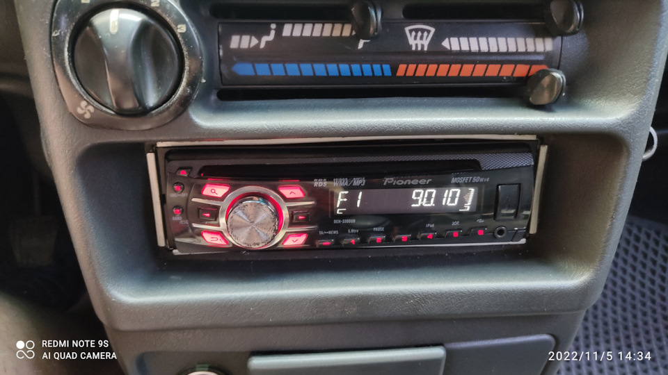 Pioneer DEH-3300UB. — Lada 2115, 1,5 л, 2001 года | автозвук | DRIVE2