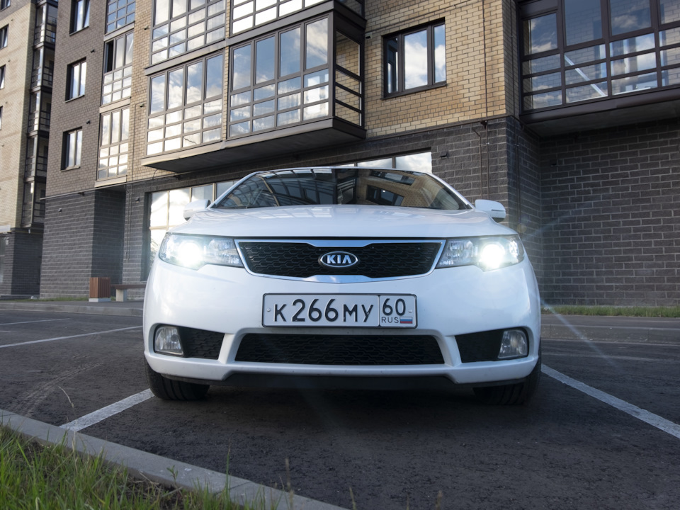 LED фары ч.2 — установка линз на шпильки — KIA Cerato (2G), 1,6 л, 2011 ...