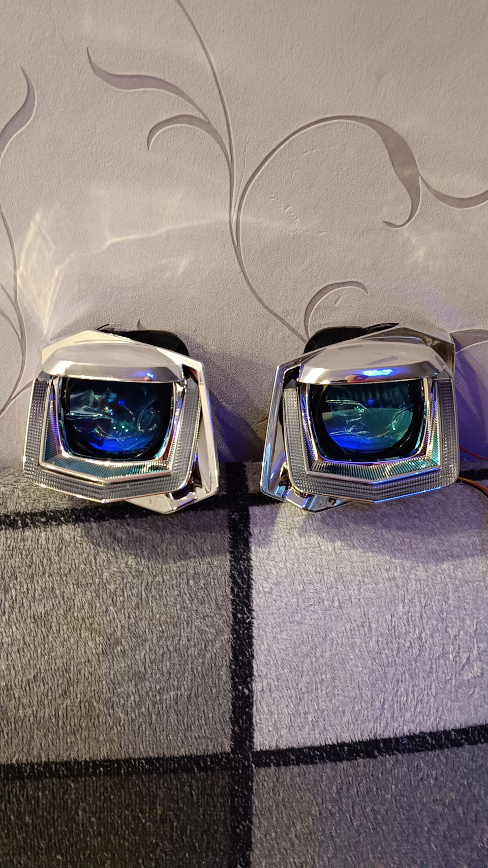 Останется все это внедрить в фары — Volkswagen Polo Sedan