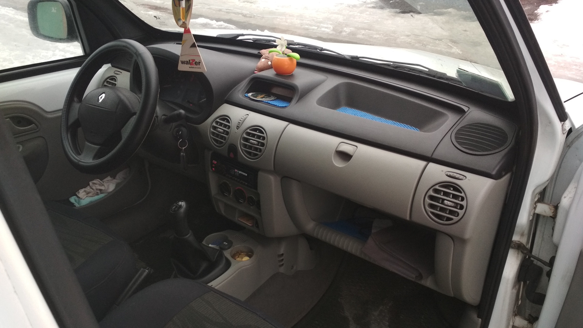 Как снять торпеду на рено кангу Сборка торпеды Renault Kangoo - Renault Kangoo (1G), 1,5 л, 2007 года своими рук