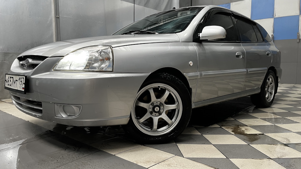 KIA Rio Вжик
