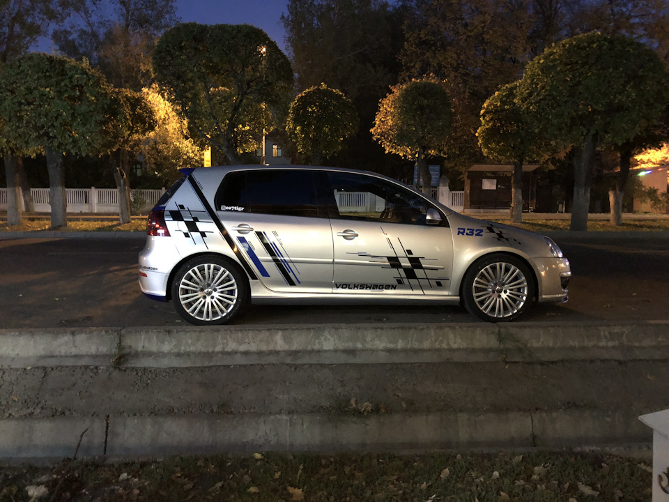 Livery Design Golf r32