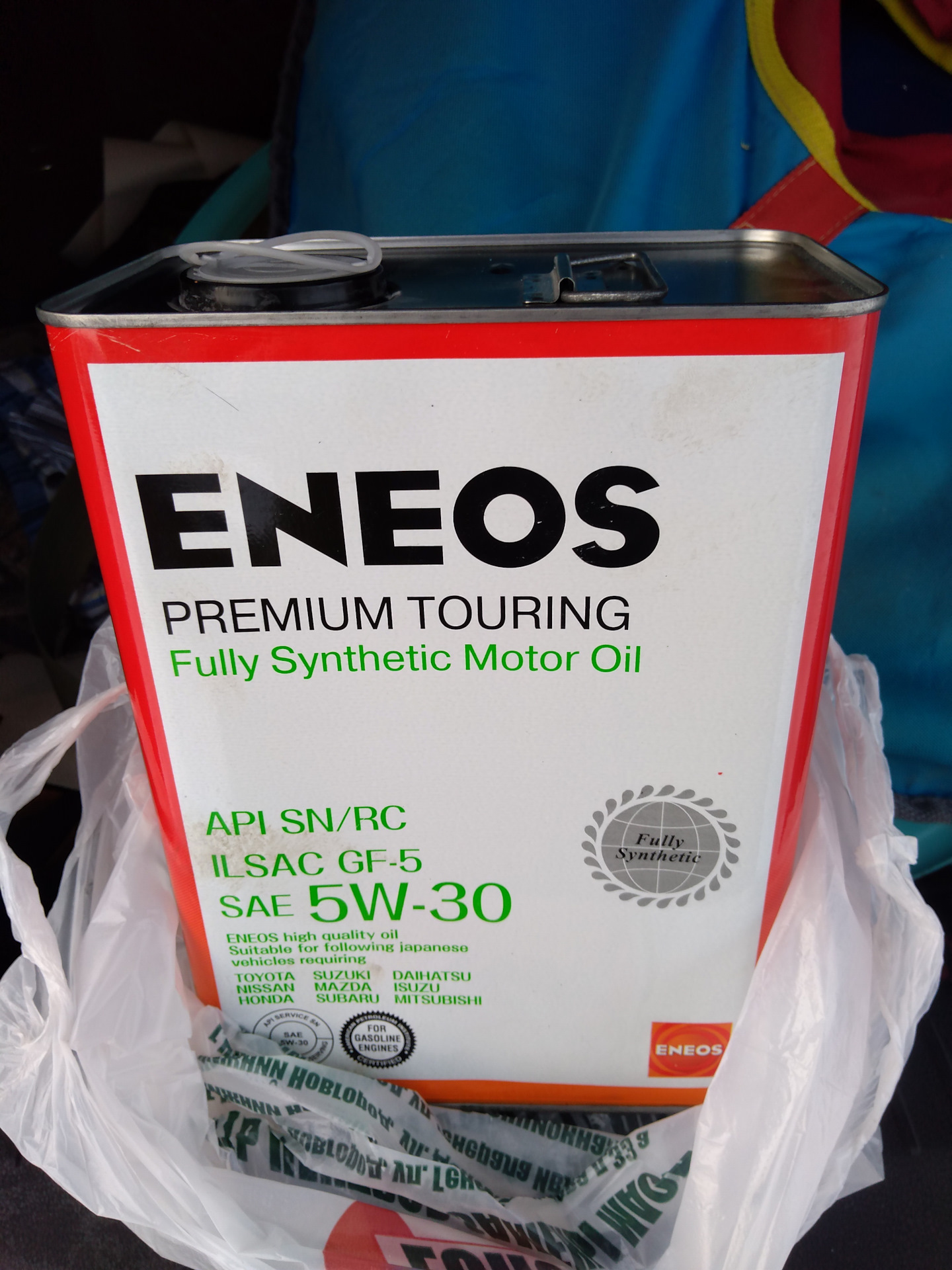 Eneos premium touring 5w30. Масло эниос в Ниссан Кашкай. Motor Oil Nissan fully Synthetic. ENEOS Premium Touring fully Synthetic Киа Рио 3 драйв 2.