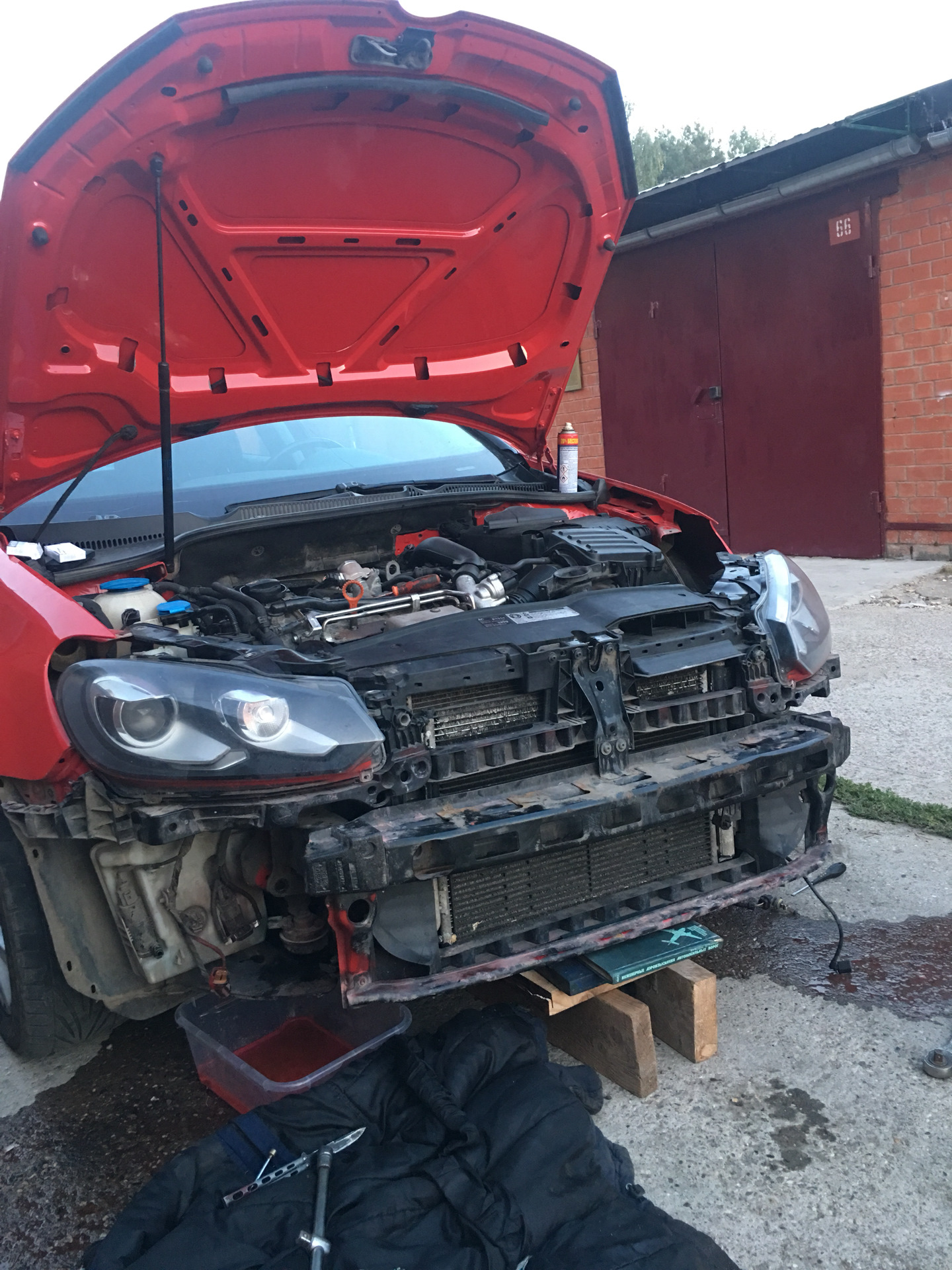 Как снять радиатор гольф 4 Замена радиаторов гольф 6 - Volkswagen Golf Mk6, 1,4 л, 2010 года своими руками 