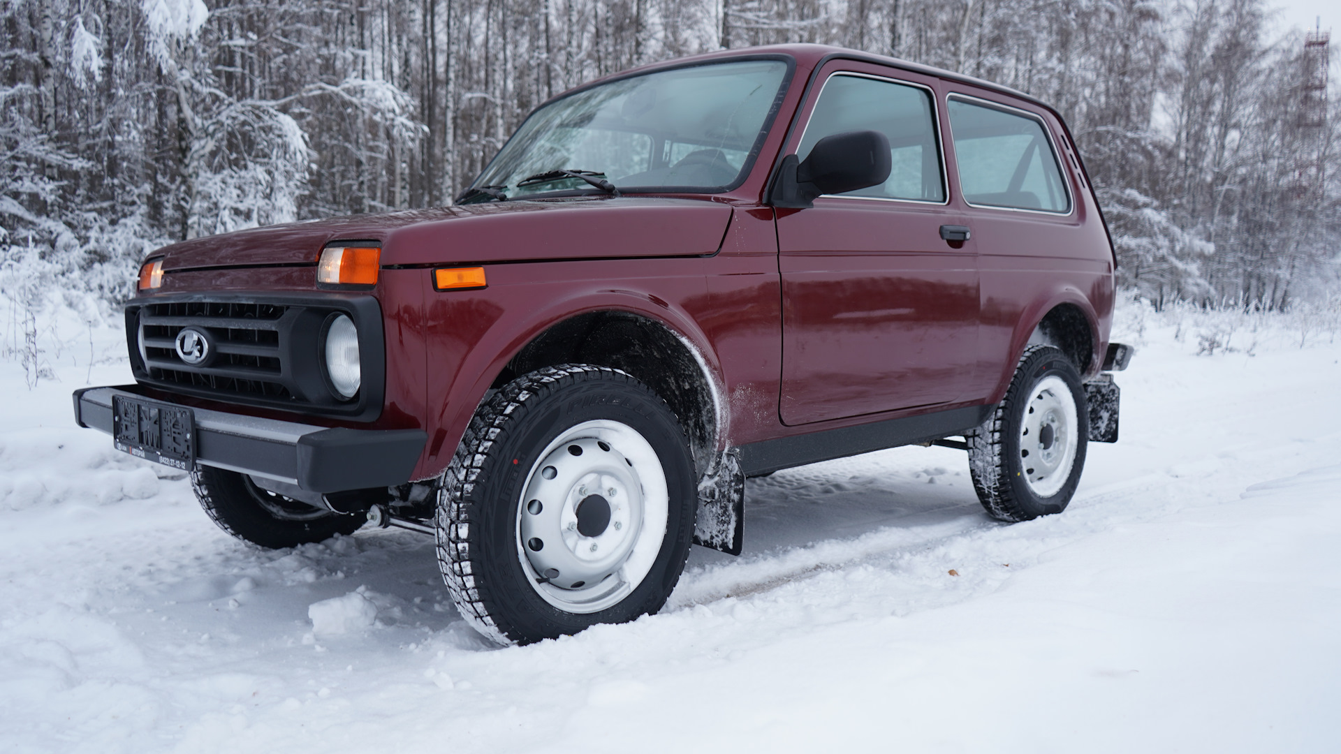 Lada 4x4 3D 1.7 бензиновый 2018 | Малиновый Барокко на DRIVE2