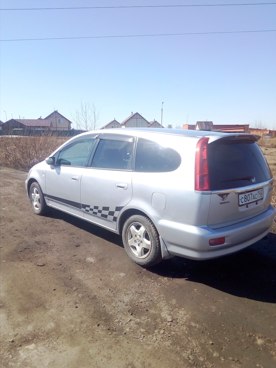 Улучшение внешнего вида — Honda Stream (RN), 1,7 л, 2001 года | тюнинг |  DRIVE2