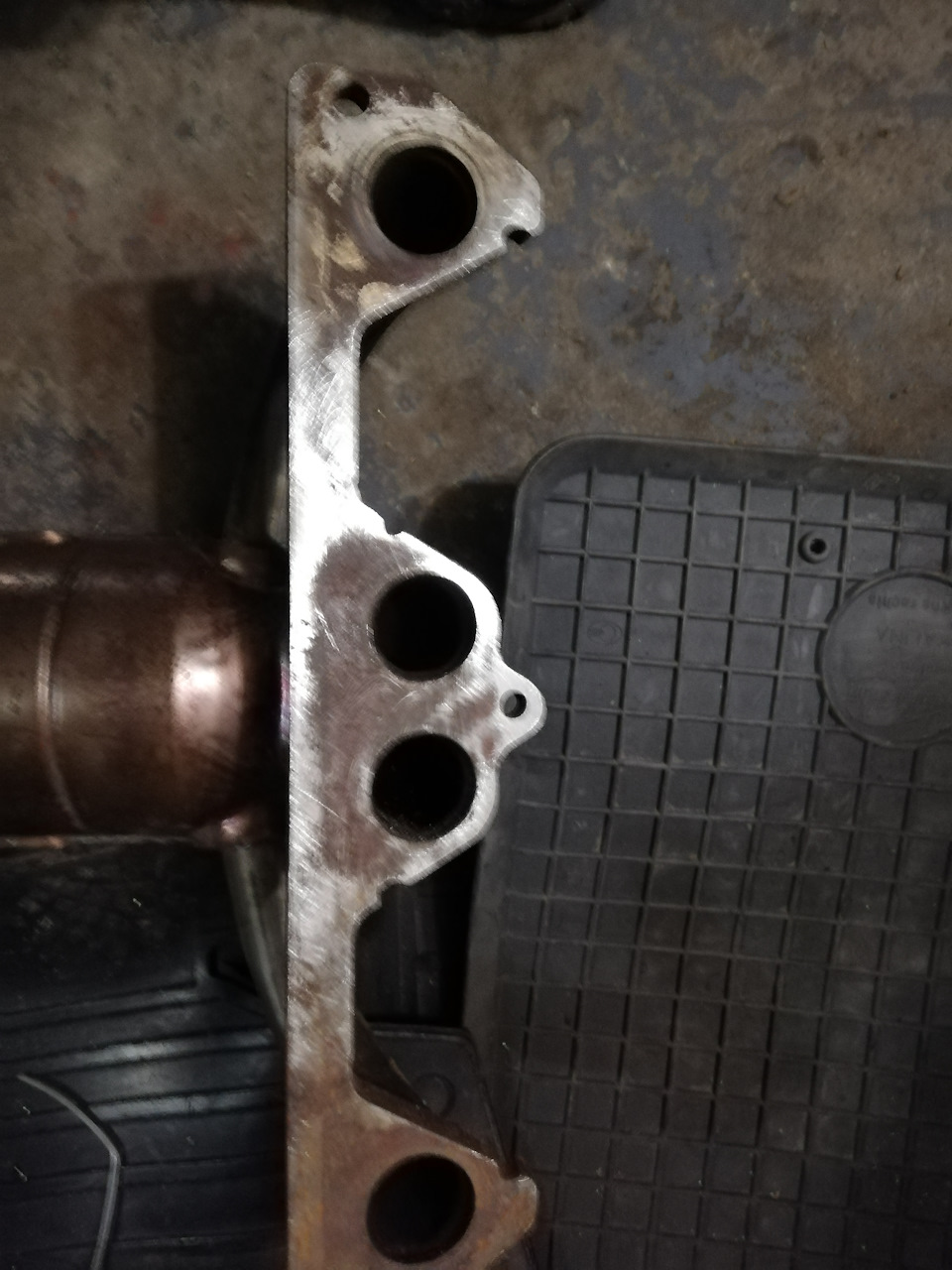 Прогорел выпускной коллектор, он же катал — Lada Калина Хэтчбек (1G), 1 ...