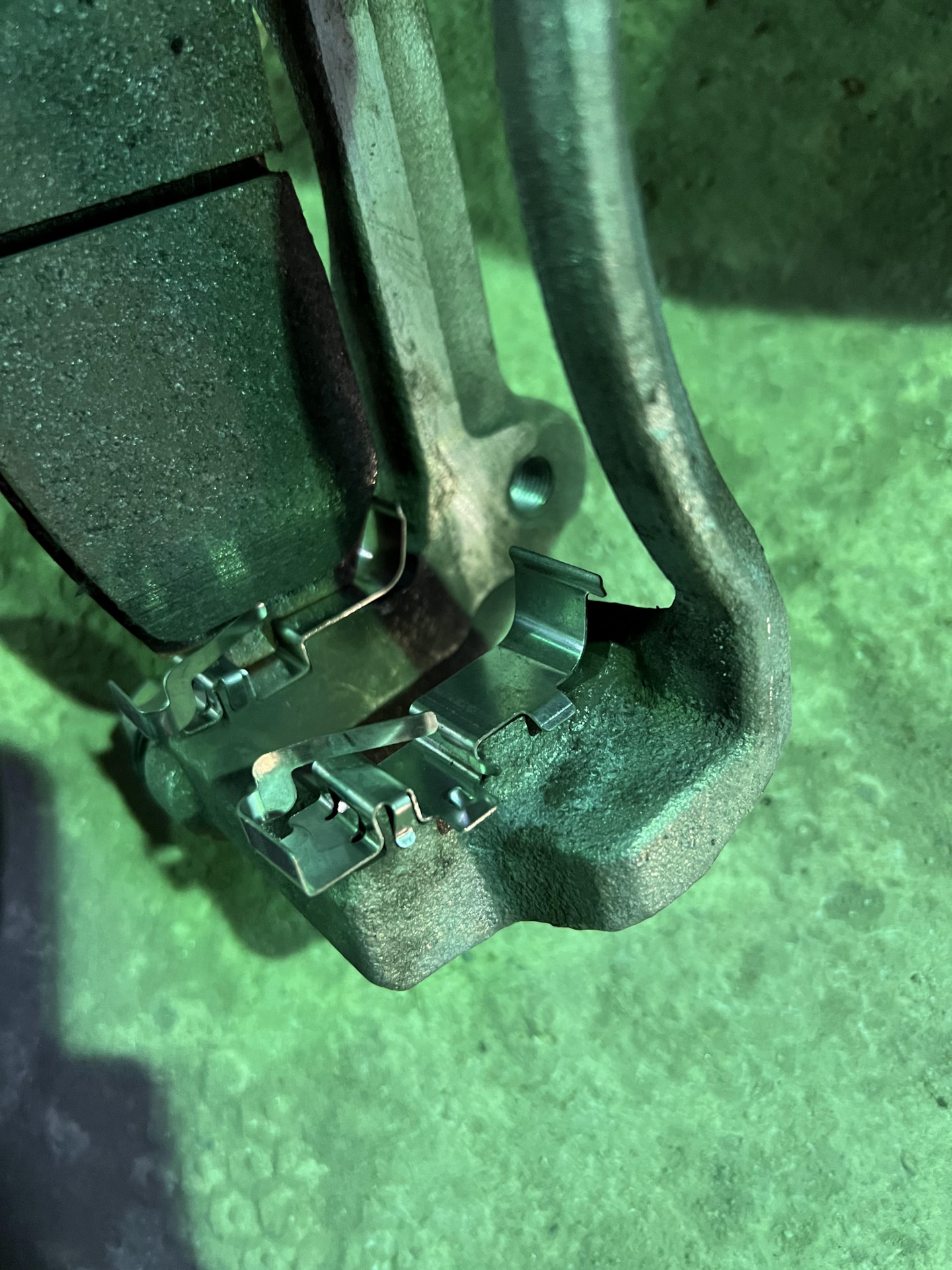 Замена тормозных дисков. Вибрации больше НЕТ! — KIA K5 (3G), 2,5 л