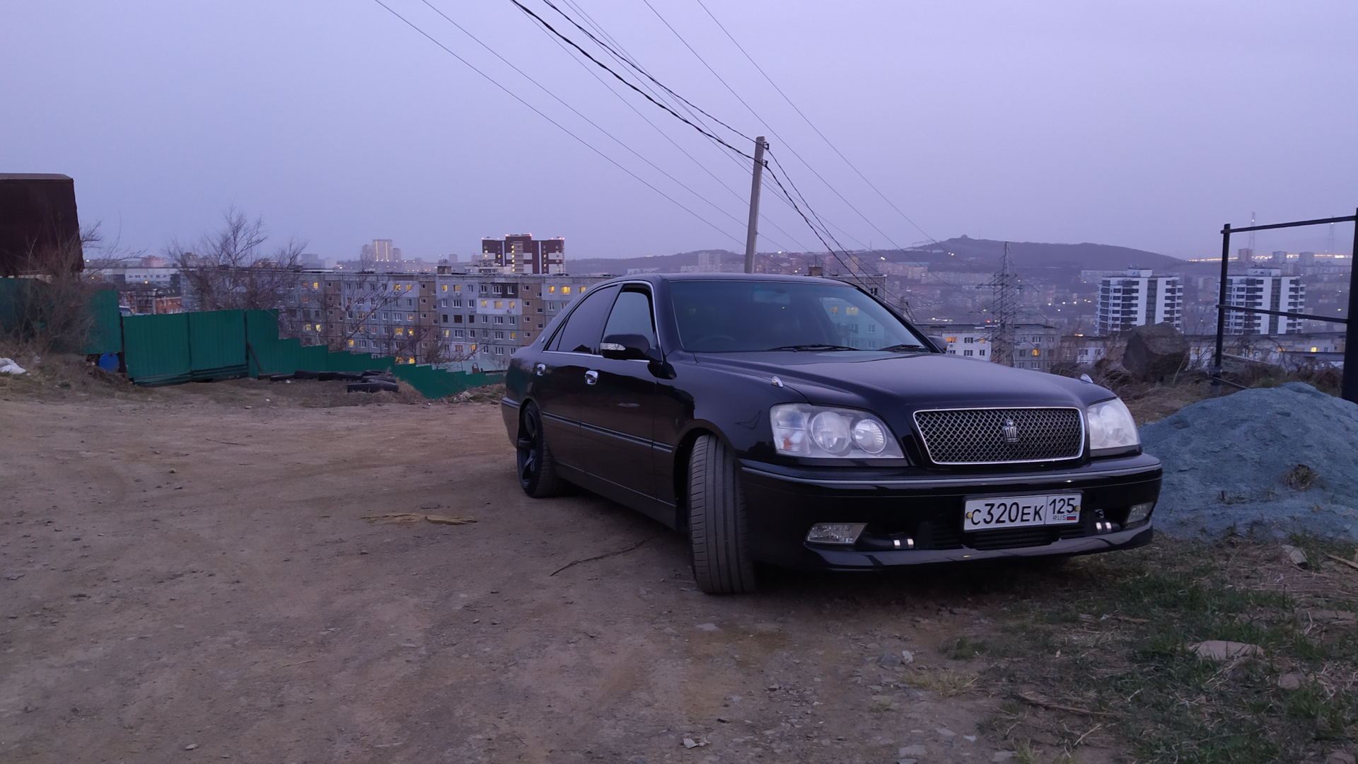 Toyota Crown (S170) 2.5 бензиновый 2002 | 2.5, BW EFR7670 на DRIVE2