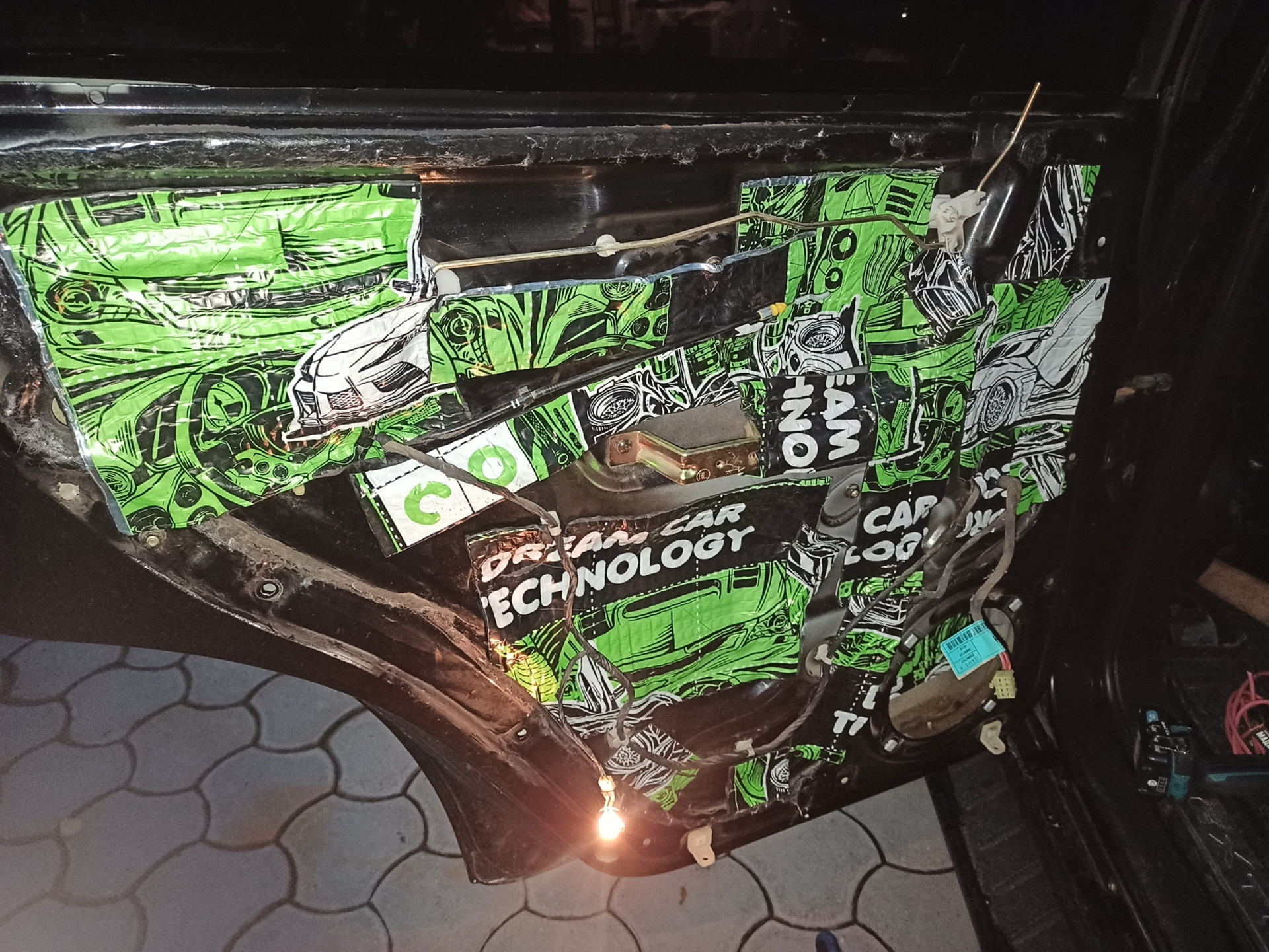 Обновки 2 — SsangYong Rexton (2G), 3,2 л, 2007 года | автозвук | DRIVE2