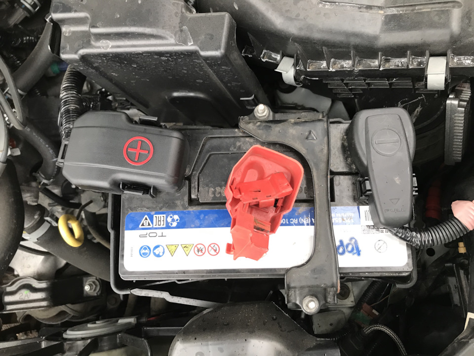 7 — Honda Accord (8G). Запчасти на фото: RC105