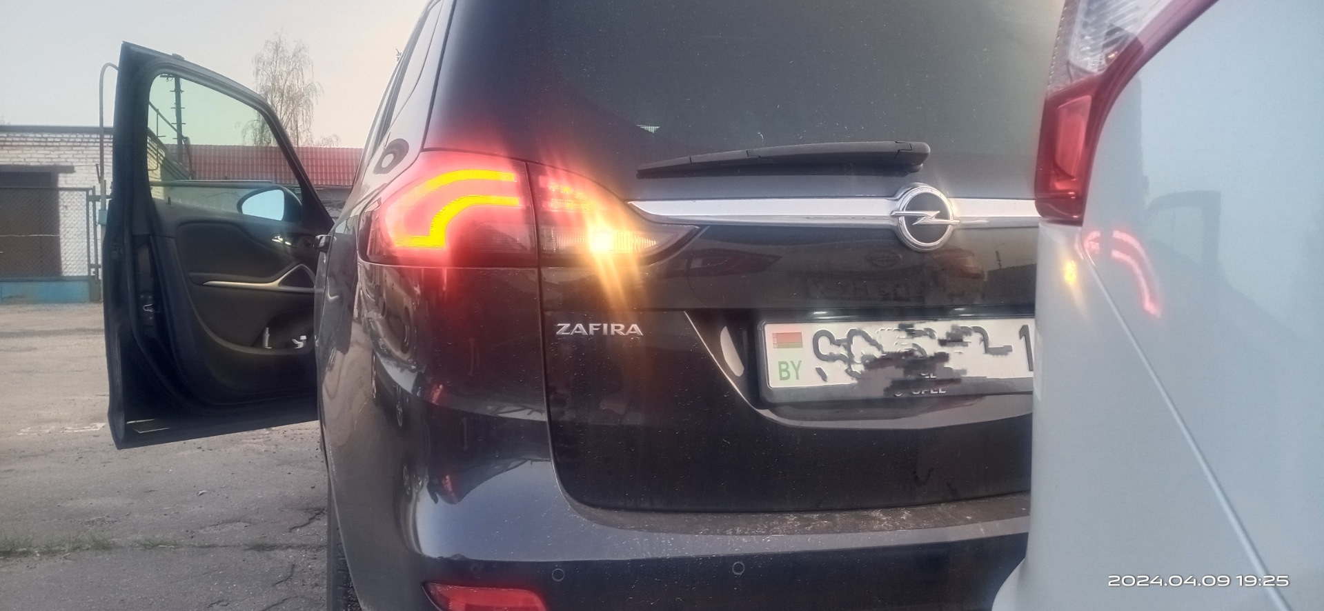 Лампочки в задний ход — Opel Zafira Tourer, 1,6 л, 2019 года | стайлинг ...